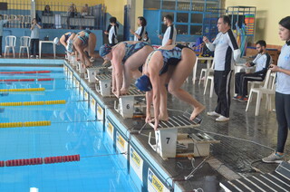 Jogos Escolares t&ecirc;m nata&ccedil;&atilde;o, v&ocirc;lei de praia, karat&ecirc; e t&ecirc;nis de mesa nesta semana