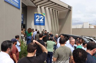 Riedel, Fl&aacute;vio Bolsonaro e aliados criticam governo e pedem uni&atilde;o