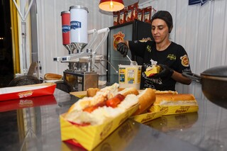 Aliviar a fome na Expogrande este ano custa de R$ 10 até R$ 349 Aliviar a fome na Expogrande este ano custa de R$ 10 até R$ 349