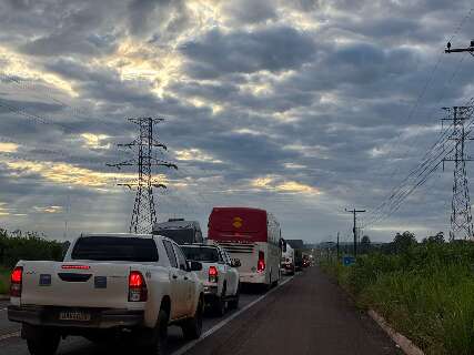 Ap&oacute;s transtornos, Procon cobra esclarecimentos sobre acesso ao show do Guns