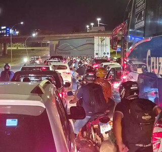 &Oacute;rg&atilde;os de tr&acirc;nsito e seguran&ccedil;a se calam ap&oacute;s falha que provocou caos na BR-262