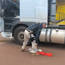 PRF apreende carga de coca&iacute;na com &ldquo;selo de qualidade&rdquo; de marca famosa