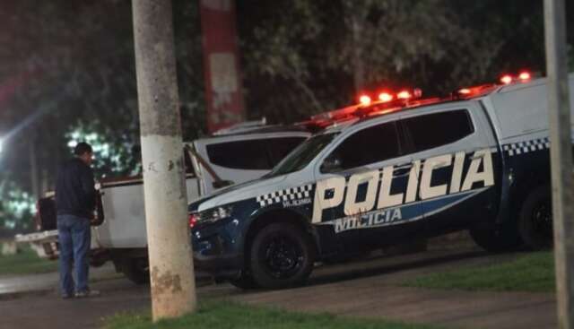 Casal baleado estava com crian&ccedil;a quando carro foi perseguido e alvejado a tiros