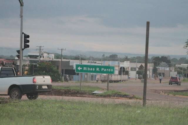 Prefeitura &eacute; pressionada a suspender contrata&ccedil;&otilde;es sem concurso