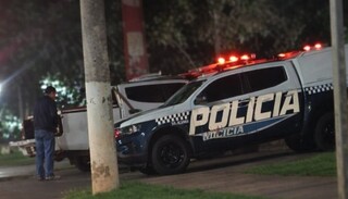 Casal baleado estava com crian&ccedil;a quando carro foi perseguido e alvejado a tiros