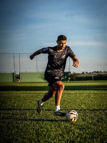 Oper&aacute;rio busca primeira vit&oacute;ria na S&eacute;rie D diante de time goiano