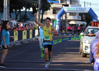 Vencedores de meia maratona j&aacute; projetam prepara&ccedil;&atilde;o para a S&atilde;o Silvestre