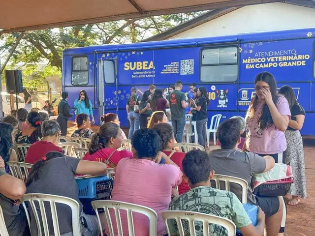 Consult&oacute;rio m&oacute;vel atende pets na Vila Nasser at&eacute; sexta