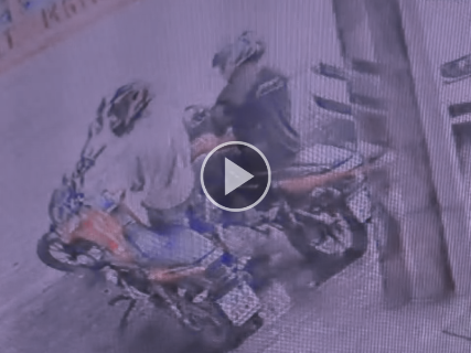 Dupla usa chave mestra e furta moto em frente a Belmar Fidalgo