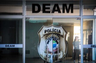 Após ameaças à ex, homem é detido com vídeos de partes íntimas de mulheres Após ameaças à ex, homem é detido com vídeos de partes íntimas de mulheres