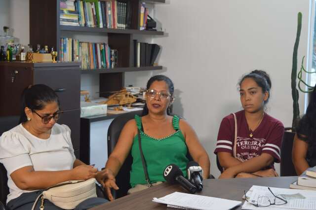 Fam&iacute;lia pede na justi&ccedil;a prontu&aacute;rios m&eacute;dicos de menino morto ap&oacute;s idas &agrave; UPA