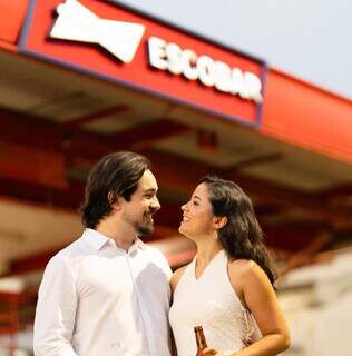 Boteco onde romance come&ccedil;ou foi cen&aacute;rio para ensaio de casamento 