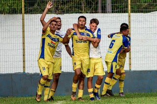 União ABC e Dourados largam na frente por vagas na Copa SP de Juniores União ABC e Dourados largam na frente por vagas na Copa SP de Juniores