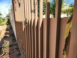 Tiros em casa envolvendo PM e esposa surpreenderam moradores do Colúmbia Tiros em casa envolvendo PM e esposa surpreenderam moradores do Colúmbia