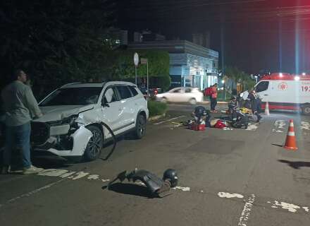 Advogado paga fian&ccedil;a, &eacute; solto e far&aacute; tratamento ap&oacute;s atropelar casal