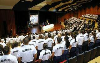 TJ avaliará se é razoável exigir exame físico de candidato a escrivão TJ avaliará se é razoável exigir exame físico de candidato a escrivão