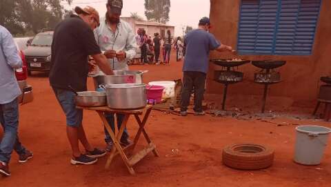 "Banquete" em aldeia leva a condena&ccedil;&atilde;o de 14 pol&iacute;ticos em Aral Moreira