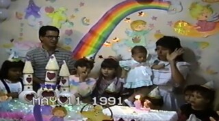 Aniversário perdido em VHS faz neta rever avó 30 anos depois da morte Aniversário perdido em VHS faz neta rever avó 30 anos depois da morte