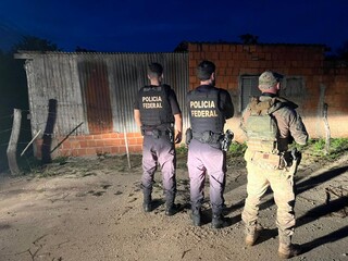 Opera&ccedil;&atilde;o da PF busca suspeitos de inc&ecirc;ndio em &aacute;rea protegida no Pantanal