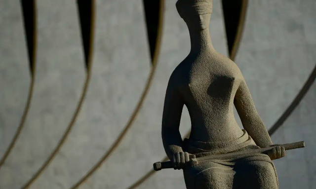 STF garante piso nacional a professores tempor&aacute;rios da rede p&uacute;blica