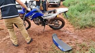 Homem &eacute; executado a tiros em obra e pistoleiro rouba moto para fugir