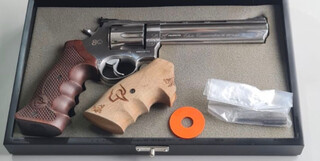 Furto milion&aacute;rio com arsenal exp&otilde;e rede criminosa e termina com tr&ecirc;s presos