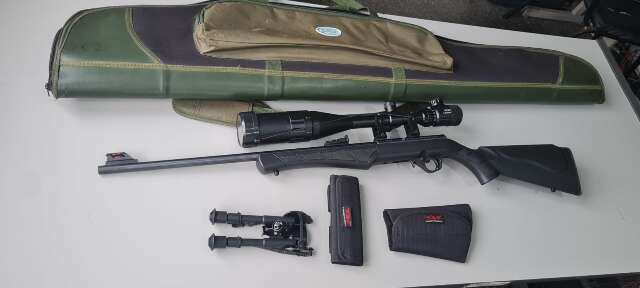 Furto milionário com arsenal expõe rede criminosa e termina com três presos