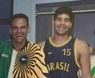 Companheiro de Oscar nas Olimp&iacute;adas de 1996, Janj&atilde;o lamenta: &ldquo;perdemos um &iacute;dolo&rdquo;