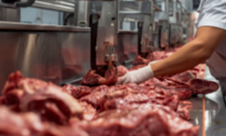 Frigor&iacute;fico &eacute; condenado ap&oacute;s trabalhador se ferir ao evitar parar produ&ccedil;&atilde;o