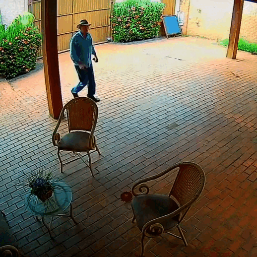 Idade e doen&ccedil;as n&atilde;o impediram Bernal de matar, diz juiz ao manter pris&atilde;o