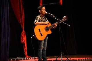 De f&atilde; sem ingresso a artista em busca de um olhar de Luan Santana