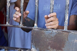 Presos podem ficar sem comida em 17 dias e MP aciona Estado