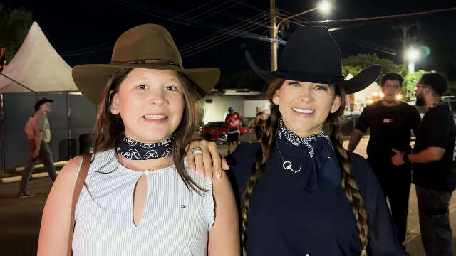 Com chap&eacute;us e botas, galera aposta no estilo para brilhar na Expogrande