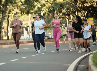 May adoeceu de tanto trabalhar e hoje ajuda mulheres a desacelerar 