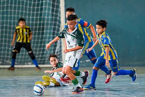 Copa Pelezinho de futsal tem goleadas e jogos equilibrados na 2&ordf; rodada
