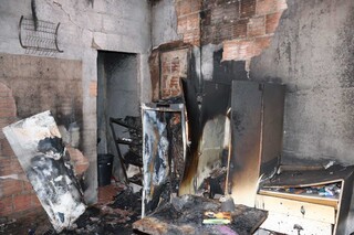 Pintor &eacute; preso na casa da m&atilde;e ap&oacute;s incendiar resid&ecirc;ncia da ex-namorada