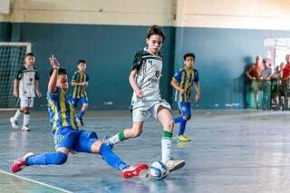 Terceira rodada da Copa Pelezinho movimenta o futsal de base durante o feriado