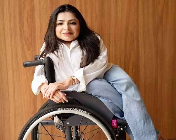 Advogada nasceu com ossos de vidro e hoje enfrenta o mundo sem medo