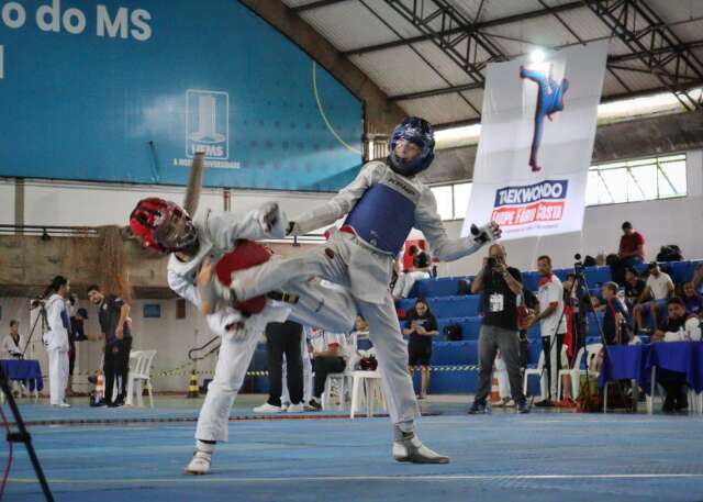 MS conquista 20 medalhas na faixa preta da Copa Centro-Oeste de Taekwondo