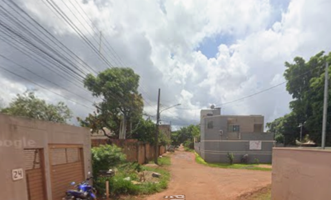 Homem &eacute; agredido com golpes na cabe&ccedil;a e socorrido em estado grave