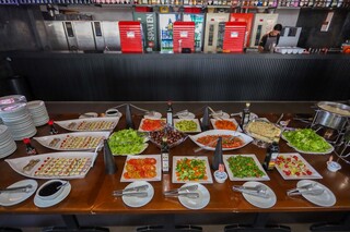 Almo&ccedil;o da Confraria tem churrasco e sushi &agrave; vontade por R$ 59,90