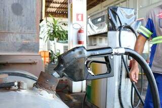 Pre&ccedil;os do diesel t&ecirc;m varia&ccedil;&atilde;o de 7,05% em postos nas sa&iacute;das de Campo Grande