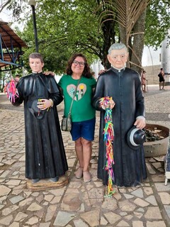 Aurineide viajou 3 mil km para ver &ldquo;Padim Ci&ccedil;o&rdquo; e ter&aacute; homenagem