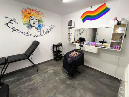 Ag&ecirc;ncia abre sal&atilde;o de beleza em pres&iacute;dio da Capital