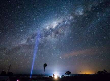 Luzes no c&eacute;u: chuva de meteoros L&iacute;ridas atinge pico na madrugada 