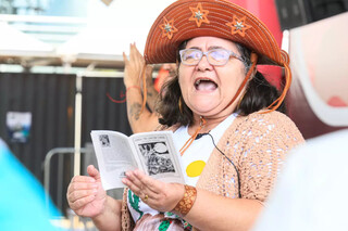 Aurineide viajou 3 mil km para ver &ldquo;Padim Ci&ccedil;o&rdquo; e ter&aacute; homenagem