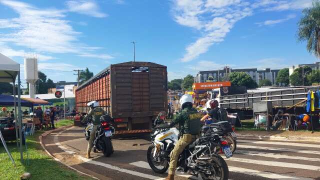 Aten&ccedil;&atilde;o: Duque de Caxias ter&aacute; interdi&ccedil;&atilde;o para show