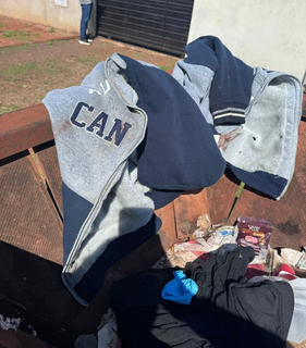 Homem diz ser pai de beb&ecirc; achado morto em lixeira e presta depoimento