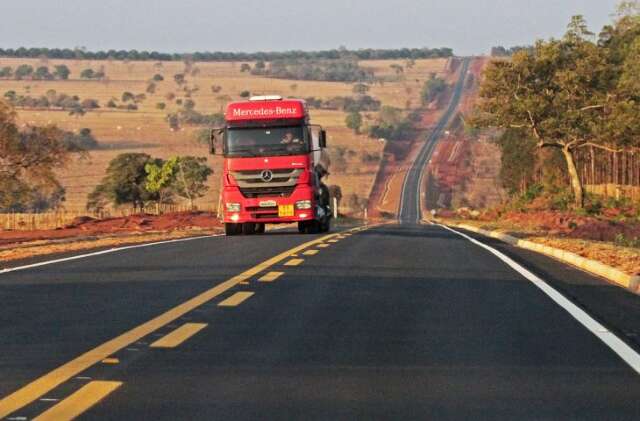 Rodar MS prev&ecirc; redu&ccedil;&atilde;o de at&eacute; 38% nos custos e recupera&ccedil;&atilde;o da malha rodovi&aacute;ria