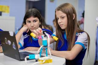 Revolu&ccedil;&atilde;o silenciosa: jovens preparados pelo Sesi para o futuro